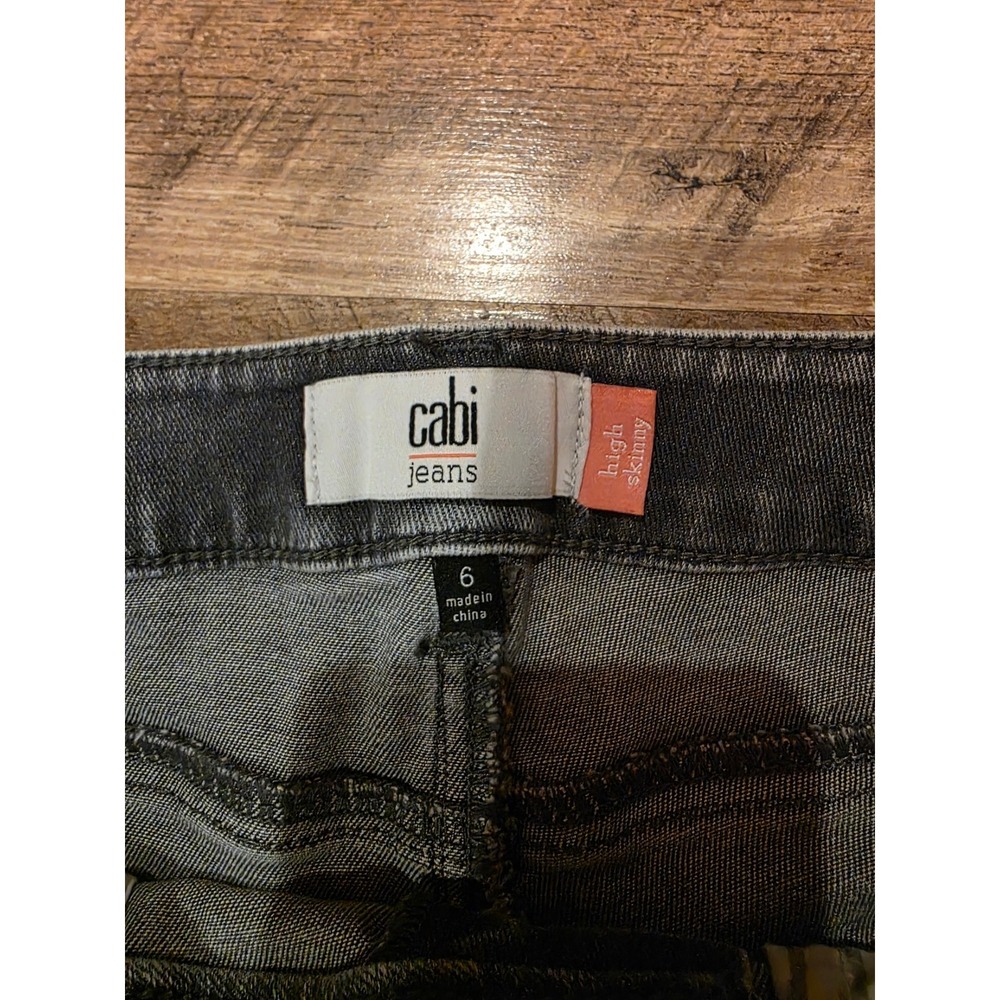 Cabi High Slim Jeans Grey Distressed Denim Skinny Leg 588 Gray Womens 2‎ - Picture 2 of 4